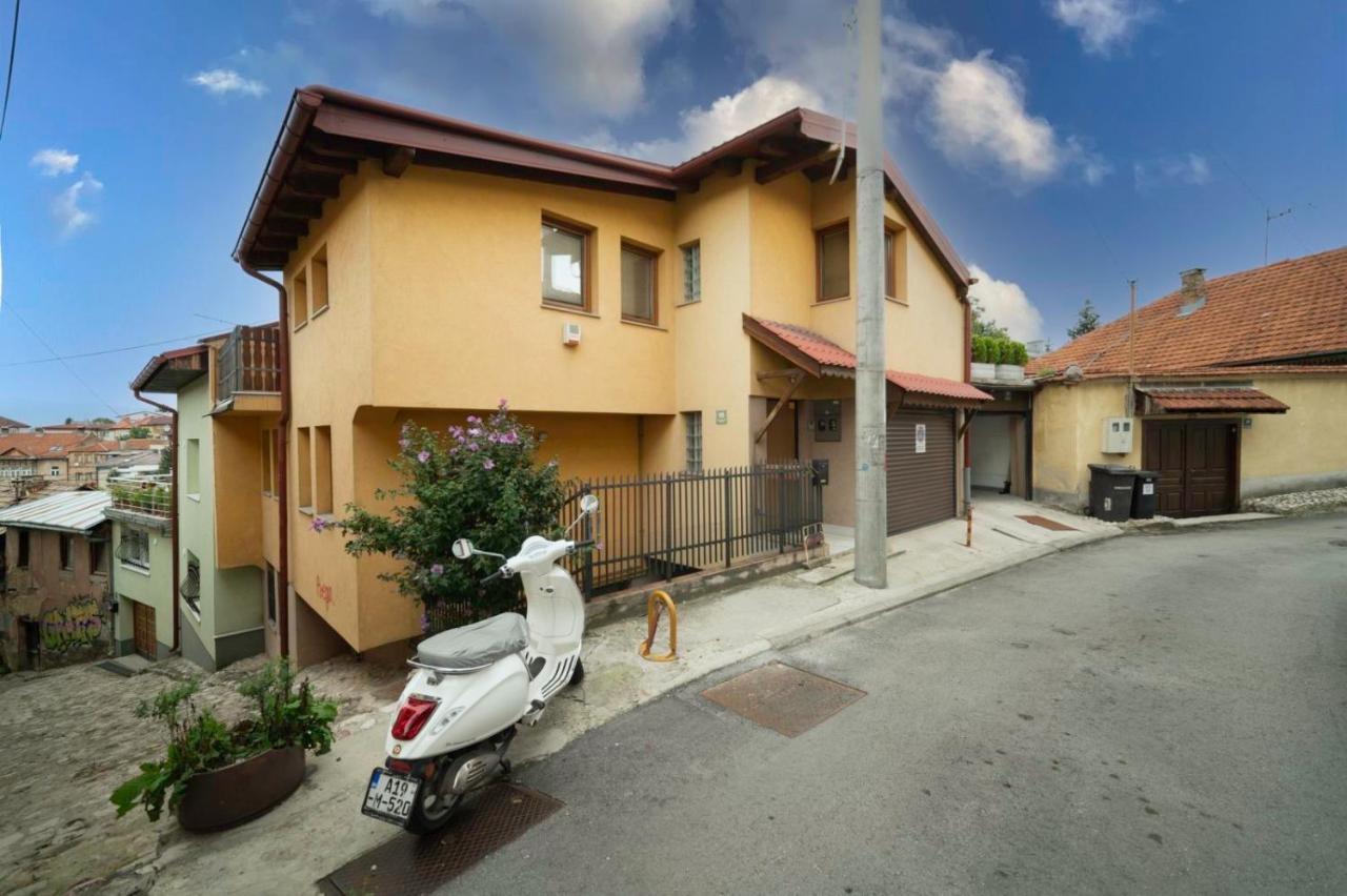 Apartman Yellow House Szarajevó Kültér fotó