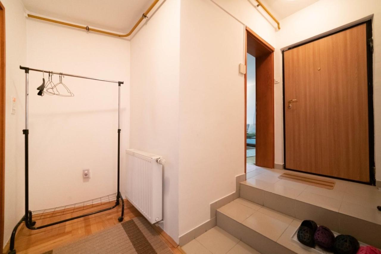 Apartman Yellow House Szarajevó Kültér fotó