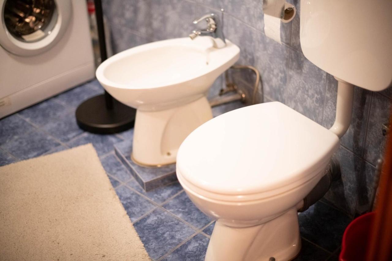 Apartman Yellow House Szarajevó Kültér fotó